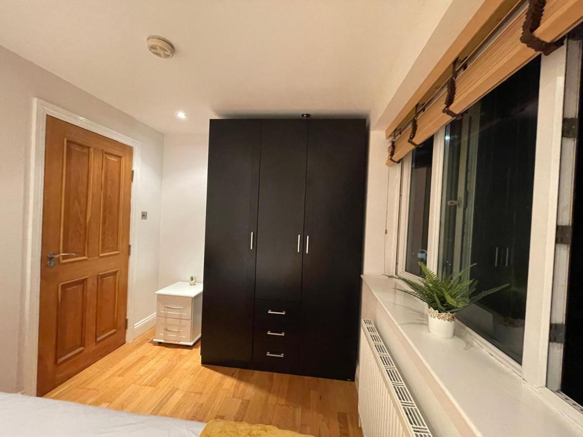Beautiful & Luxurious Apartment In Richmond Richmond  Εξωτερικό φωτογραφία